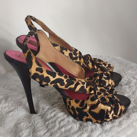 Betsey Johnson Leather Animal Print Heels - Picture 8 of 8